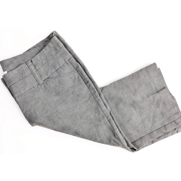 Charlotte Russe Gray Capris - Picture 1 of 4